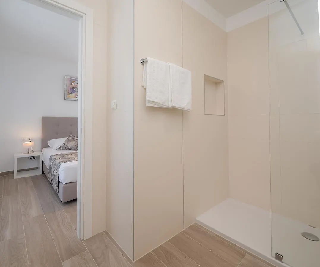 Apartments Alba Slatine