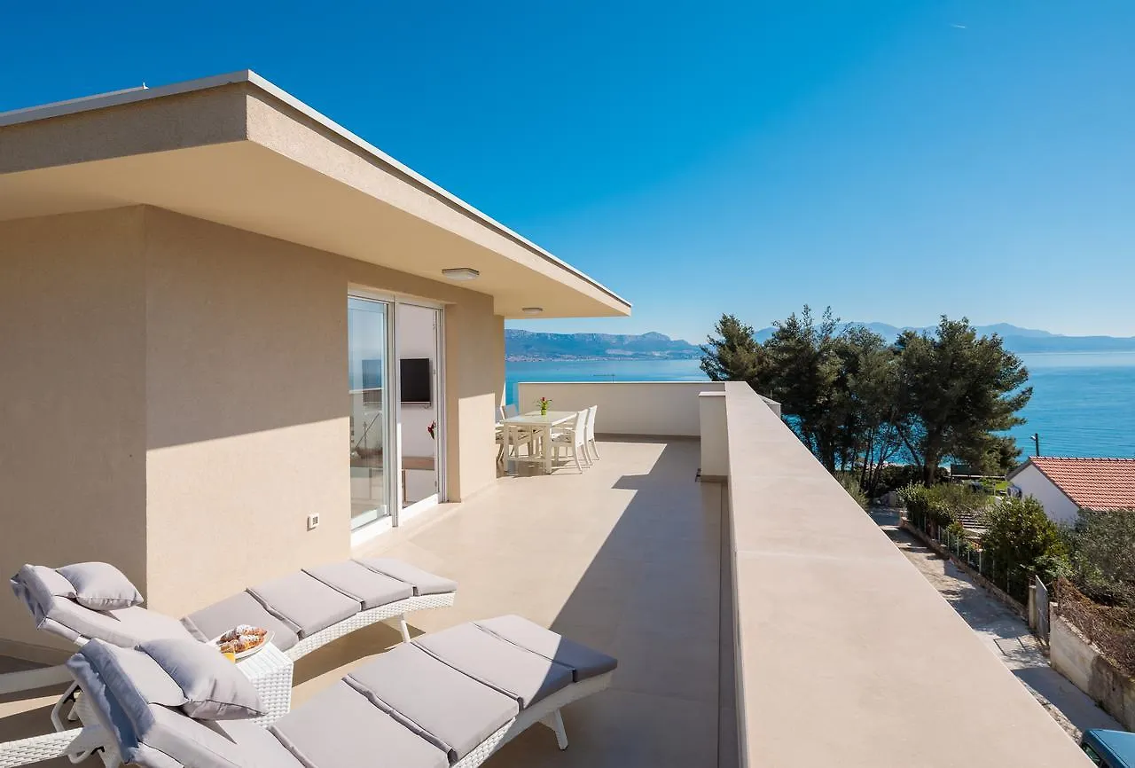 Apartments Alba Slatine