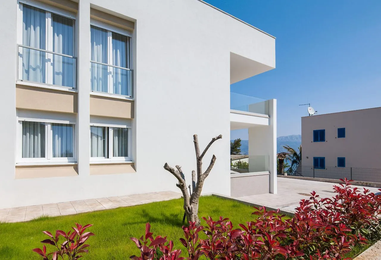 Apartments Alba Slatine