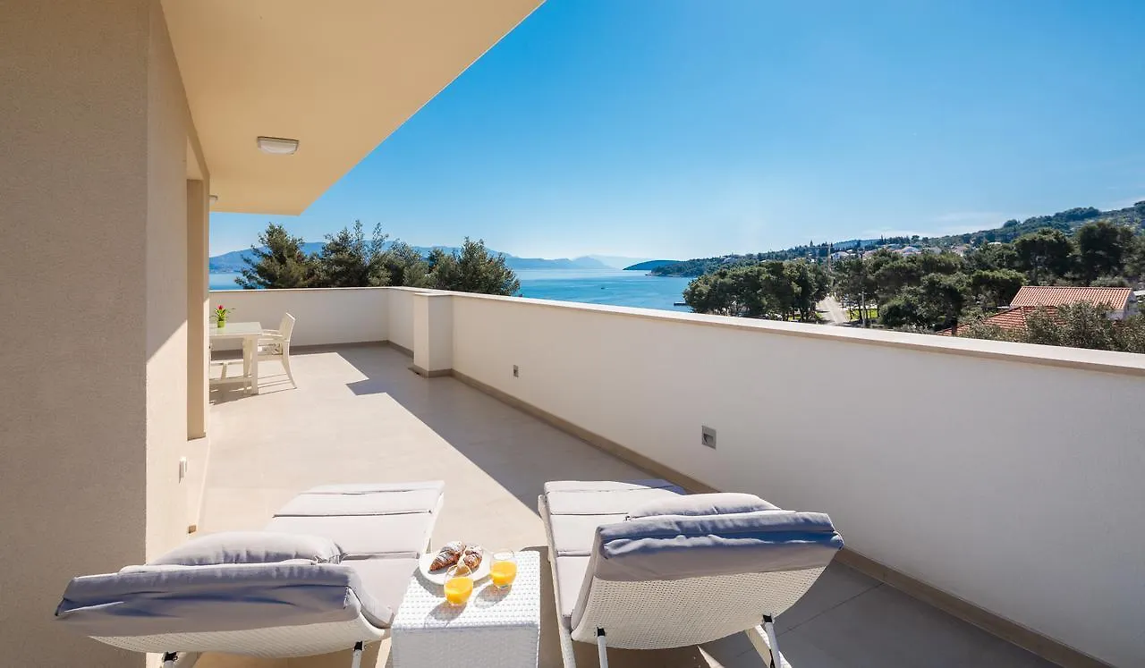 Apartments Alba Slatine